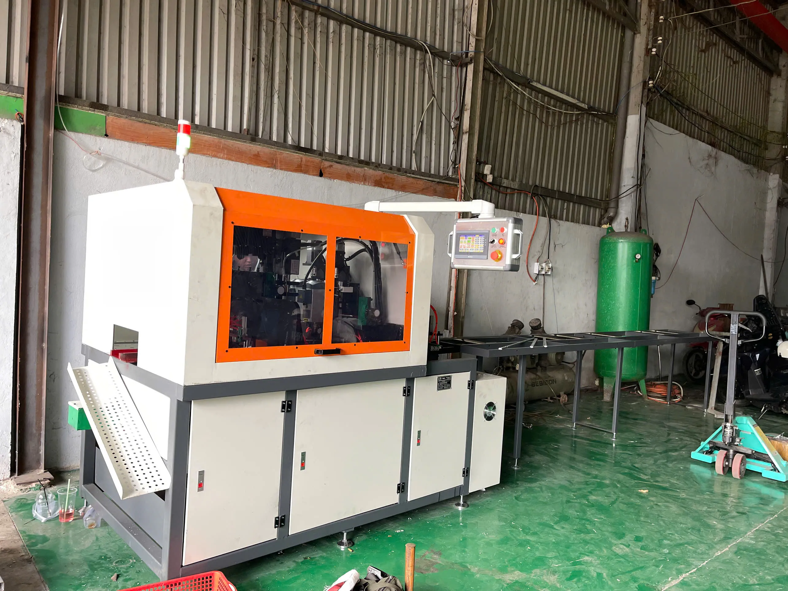 VINAMAX BÀN GIAO MÁY GIA CÔNG SOLAR CHO KHÁCH HÀNG TẠI BÌNH DƯƠNG