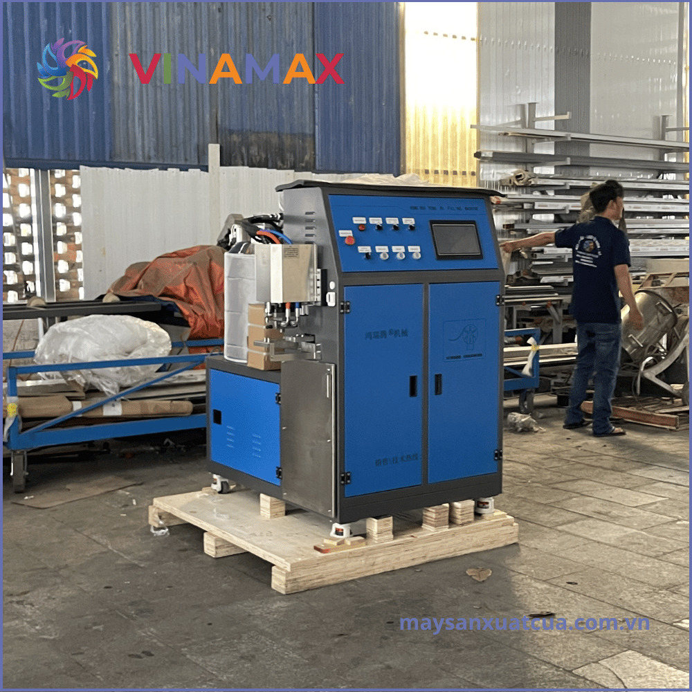 Máy bơm Foam