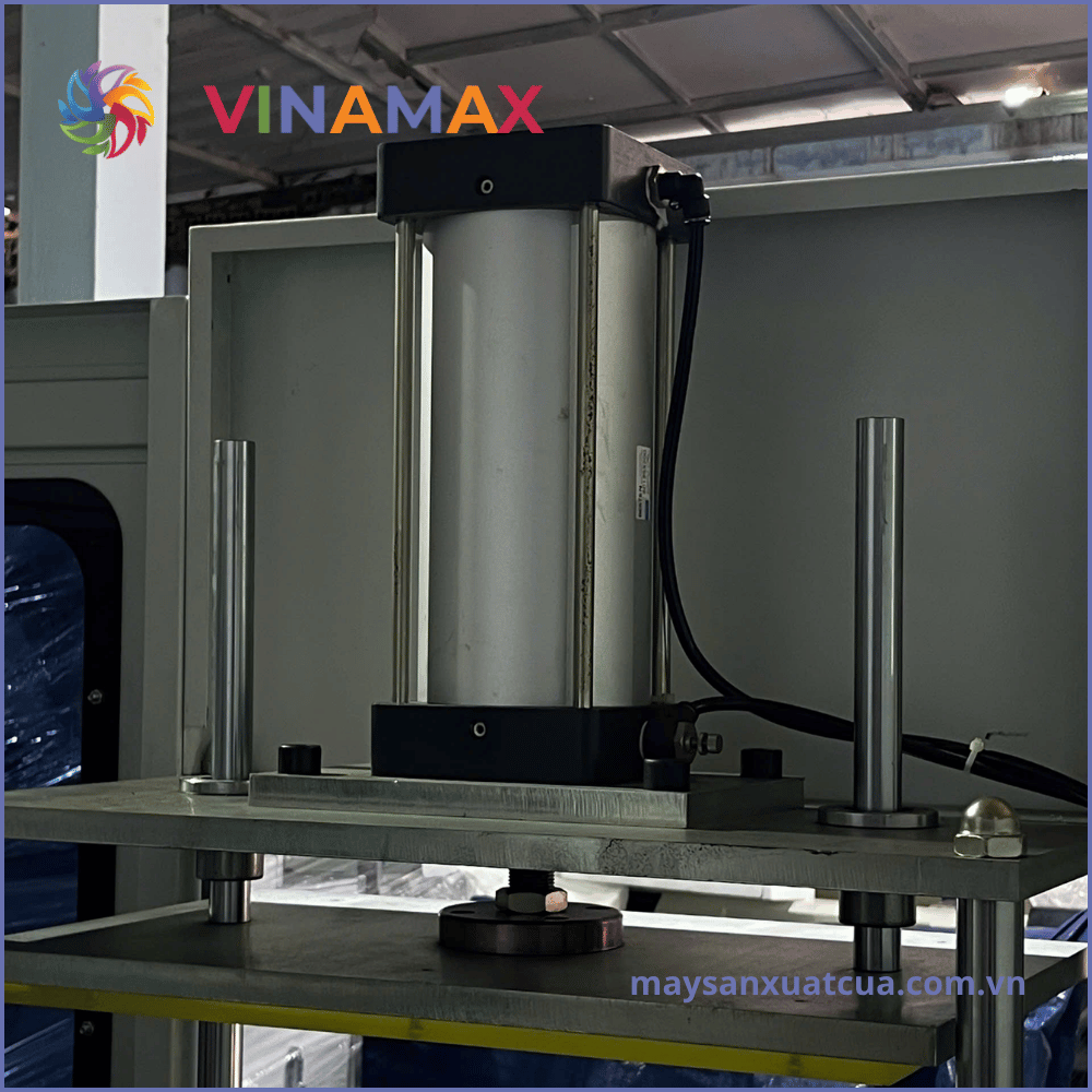 Máy phay CNC 4+2