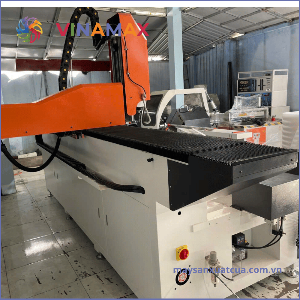 Máy phay khóa CNC 3200